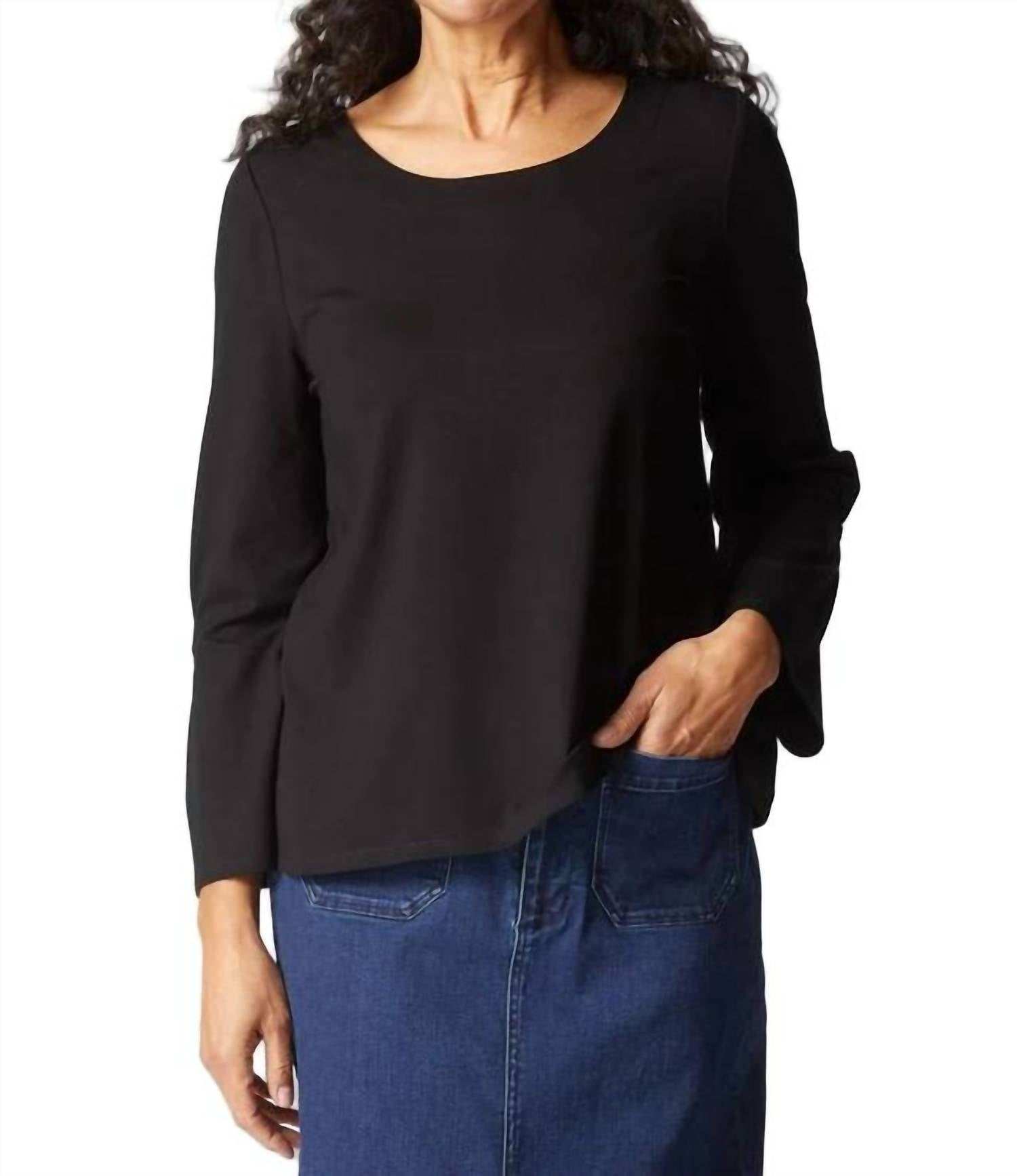 Core Travel Pleated Sleeve Tee In Black